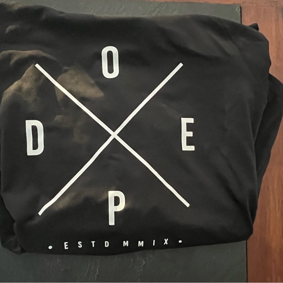 NEW: never worn - Picture 2 of 2